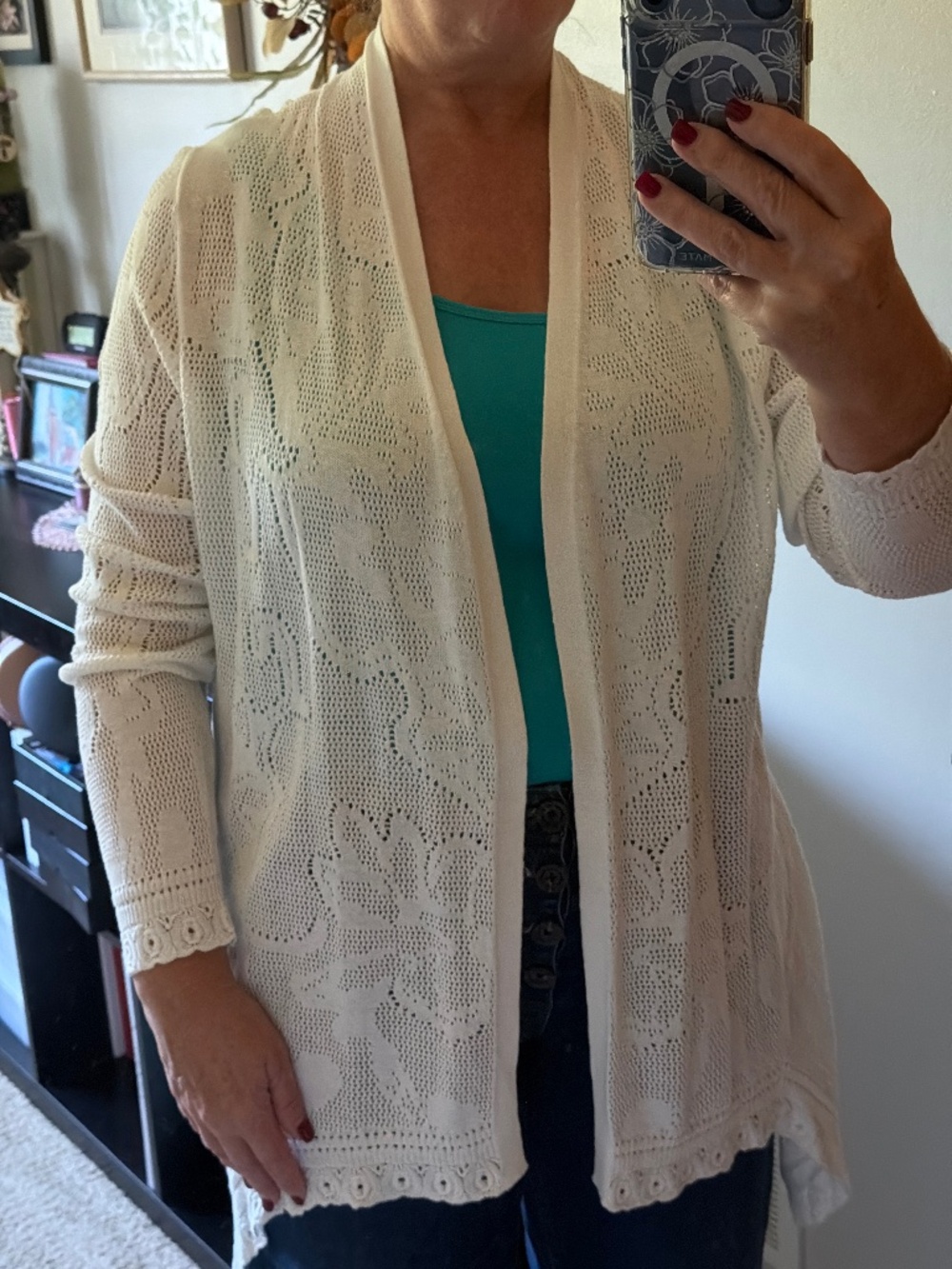 Beautiful white lace sweater with detailed waist